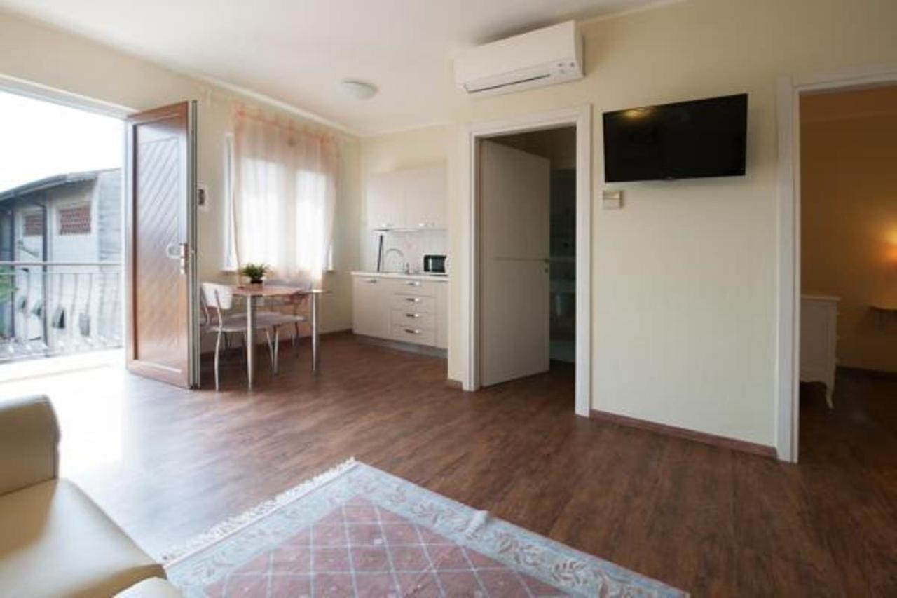 Residence Ca Di Capri 부솔렌고 외부 사진